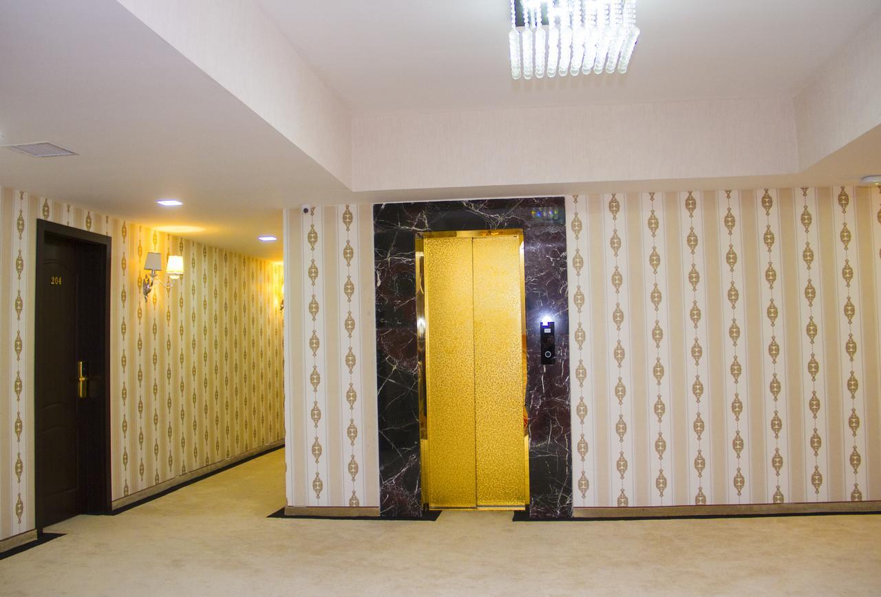 Continent Hotel Baku Exterior foto