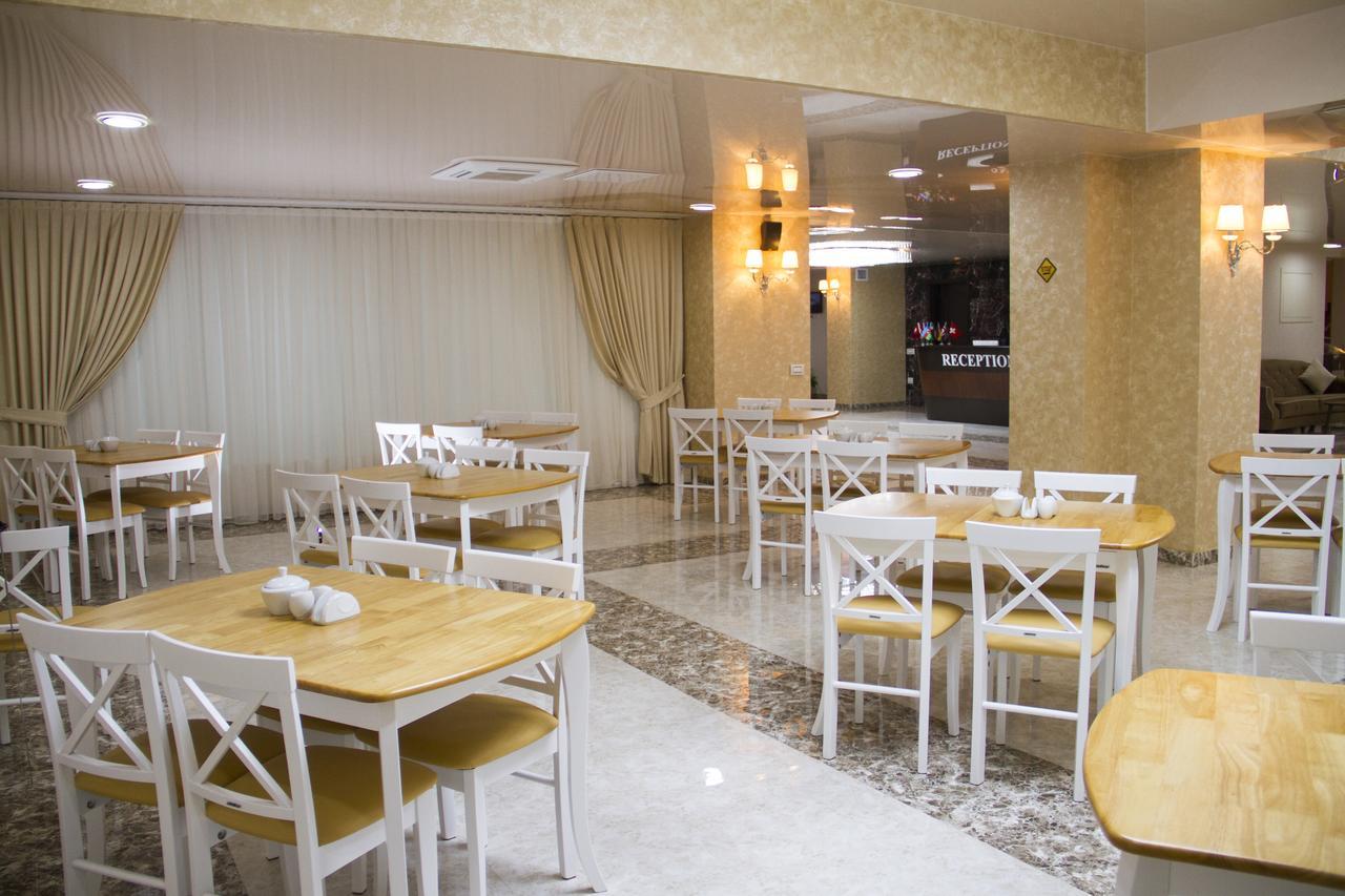 Continent Hotel Baku Exterior foto